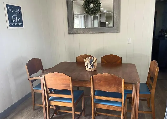 The Angler - A Spacious & Comfortable Getaway *